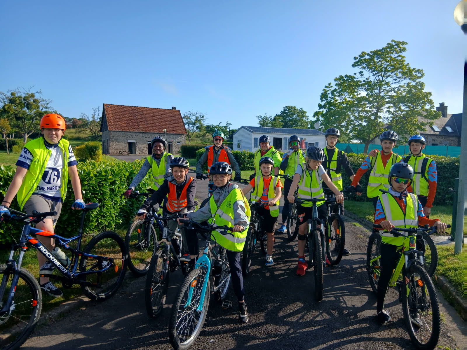 Séjour nature et aventure à Brécey – Club VTT DÉCOUVERTE