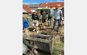 Préparation du chantier avec les muraillers